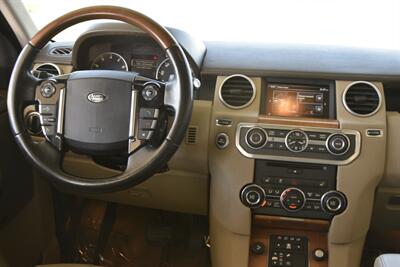 2016 Land Rover LR4 HSE LOADED NAV BK/CAM ROOF HWY MILES NEW TRADE IN   - Photo 24 - Stafford, TX 77477