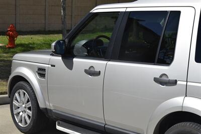 2016 Land Rover LR4 HSE LOADED NAV BK/CAM ROOF HWY MILES NEW TRADE IN   - Photo 17 - Stafford, TX 77477