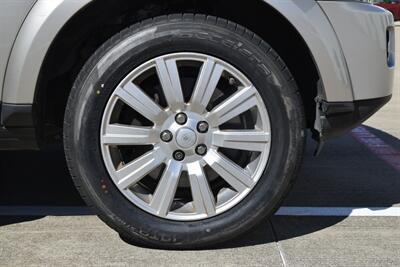 2016 Land Rover LR4 HSE LOADED NAV BK/CAM ROOF HWY MILES NEW TRADE IN   - Photo 40 - Stafford, TX 77477