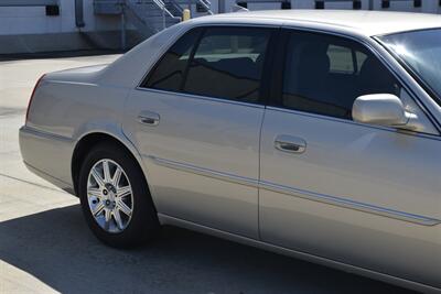 2009 Cadillac DTS LUXURY 37K ORIGNAL MILES LOADED GREAT CONDITION   - Photo 8 - Stafford, TX 77477
