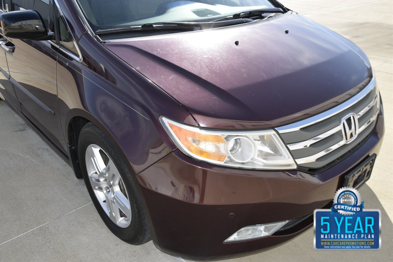 2012 Honda Odyssey TOURING NAV BK/CAM ROOF REAR DVD 8 PASS SEATING   - Photo 11 - Stafford, TX 77477