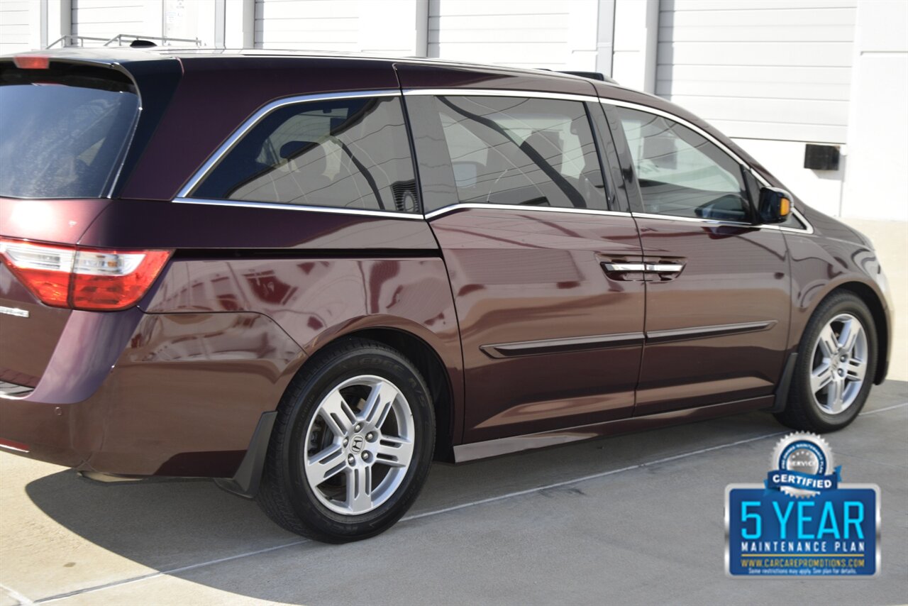 2012 Honda Odyssey TOURING NAV BK/CAM ROOF REAR DVD 8 PASS SEATING   - Photo 16 - Stafford, TX 77477