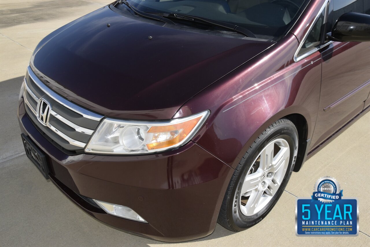 2012 Honda Odyssey TOURING NAV BK/CAM ROOF REAR DVD 8 PASS SEATING   - Photo 10 - Stafford, TX 77477