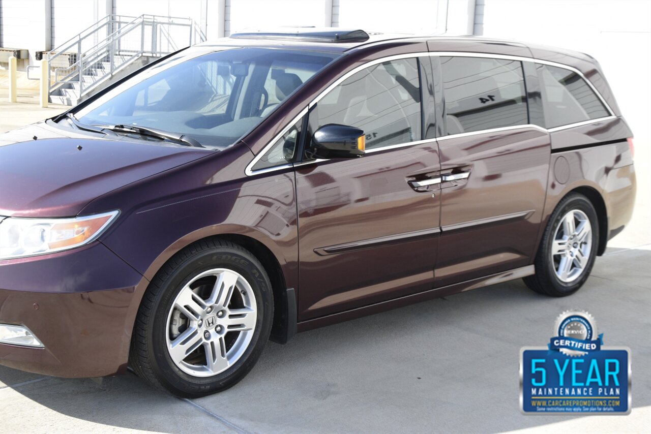 2012 Honda Odyssey TOURING NAV BK/CAM ROOF REAR DVD 8 PASS SEATING   - Photo 7 - Stafford, TX 77477