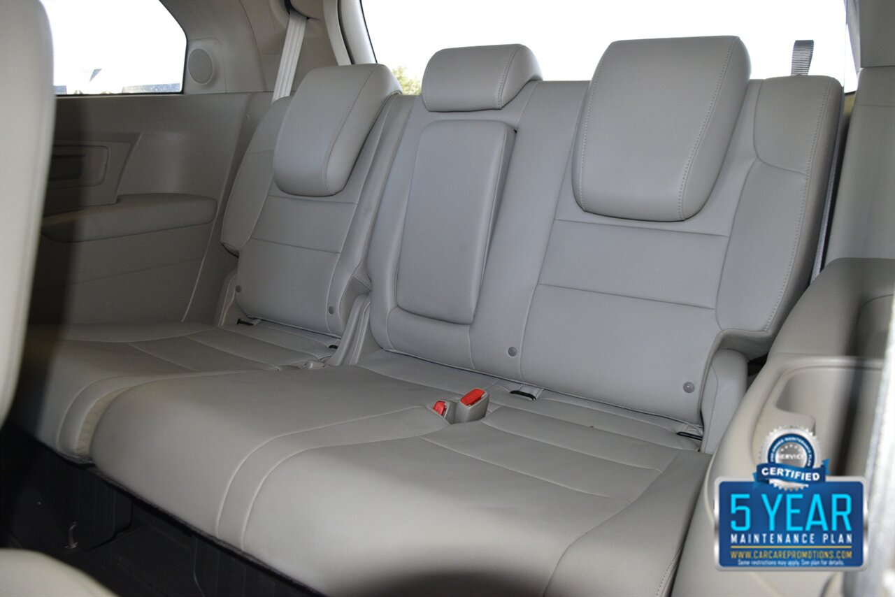 2012 Honda Odyssey TOURING NAV BK/CAM ROOF REAR DVD 8 PASS SEATING   - Photo 44 - Stafford, TX 77477