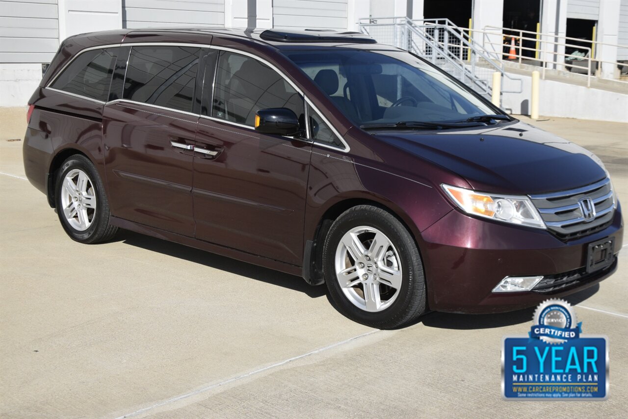 2012 Honda Odyssey TOURING NAV BK/CAM ROOF REAR DVD 8 PASS SEATING   - Photo 4 - Stafford, TX 77477