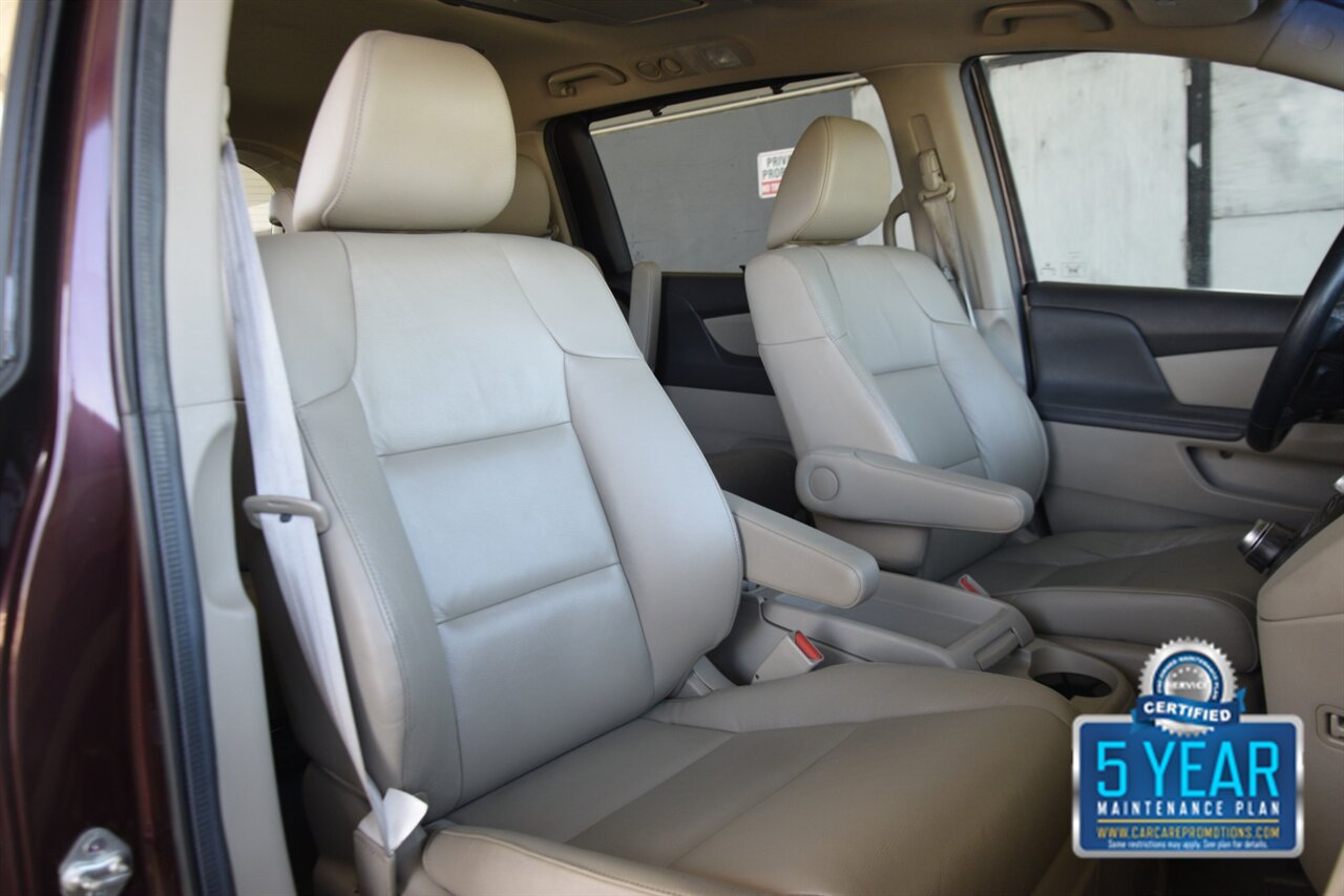 2012 Honda Odyssey TOURING NAV BK/CAM ROOF REAR DVD 8 PASS SEATING   - Photo 37 - Stafford, TX 77477