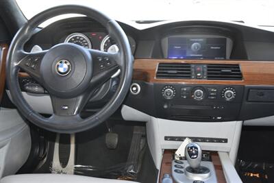 2007 BMW M5 TOP LOADED HWY MILES NEW CAR TRADE CLEAN   - Photo 25 - Stafford, TX 77477