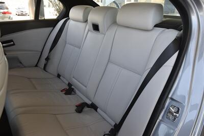 2007 BMW M5 TOP LOADED HWY MILES NEW CAR TRADE CLEAN   - Photo 40 - Stafford, TX 77477