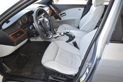 2007 BMW M5 TOP LOADED HWY MILES NEW CAR TRADE CLEAN   - Photo 32 - Stafford, TX 77477