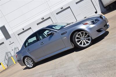 2007 BMW M5 TOP LOADED HWY MILES NEW CAR TRADE CLEAN   - Photo 46 - Stafford, TX 77477
