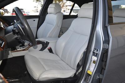 2007 BMW M5 TOP LOADED HWY MILES NEW CAR TRADE CLEAN   - Photo 34 - Stafford, TX 77477