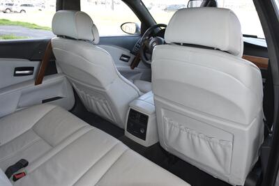 2007 BMW M5 TOP LOADED HWY MILES NEW CAR TRADE CLEAN   - Photo 37 - Stafford, TX 77477