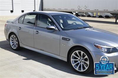 2007 BMW M5 TOP LOADED HWY MILES NEW CAR TRADE CLEAN   - Photo 7 - Stafford, TX 77477