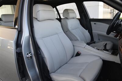 2007 BMW M5 TOP LOADED HWY MILES NEW CAR TRADE CLEAN   - Photo 35 - Stafford, TX 77477