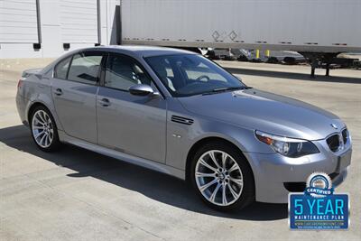 2007 BMW M5 TOP LOADED HWY MILES NEW CAR TRADE CLEAN   - Photo 5 - Stafford, TX 77477