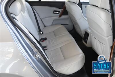 2007 BMW M5 TOP LOADED HWY MILES NEW CAR TRADE CLEAN   - Photo 39 - Stafford, TX 77477