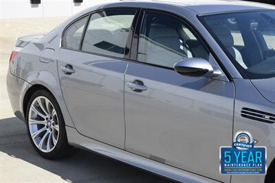 2007 BMW M5 TOP LOADED HWY MILES NEW CAR TRADE CLEAN   - Photo 9 - Stafford, TX 77477
