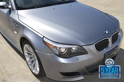 2007 BMW M5 TOP LOADED HWY MILES NEW CAR TRADE CLEAN   - Photo 12 - Stafford, TX 77477