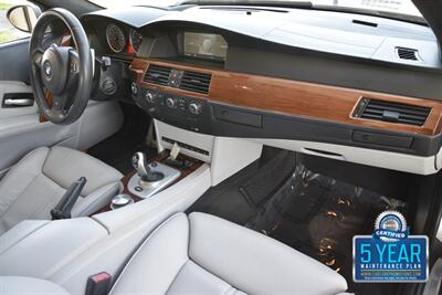 2007 BMW M5 TOP LOADED HWY MILES NEW CAR TRADE CLEAN   - Photo 31 - Stafford, TX 77477