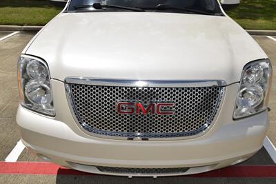 2013 GMC Yukon XL DENALI AWD NAV BK/CAM REAR DVD FRESH TRADE   - Photo 12 - Stafford, TX 77477