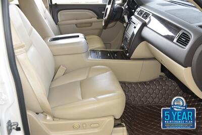 2013 GMC Yukon XL DENALI AWD NAV BK/CAM REAR DVD FRESH TRADE   - Photo 31 - Stafford, TX 77477