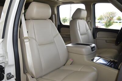 2013 GMC Yukon XL DENALI AWD NAV BK/CAM REAR DVD FRESH TRADE   - Photo 33 - Stafford, TX 77477