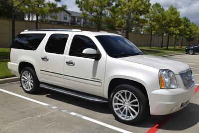 2013 GMC Yukon XL DENALI AWD NAV BK/CAM REAR DVD FRESH TRADE   - Photo 4 - Stafford, TX 77477