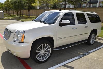 2013 GMC Yukon XL DENALI AWD NAV BK/CAM REAR DVD FRESH TRADE   - Photo 5 - Stafford, TX 77477