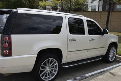 2013 GMC Yukon XL DENALI AWD NAV BK/CAM REAR DVD FRESH TRADE   - Photo 16 - Stafford, TX 77477