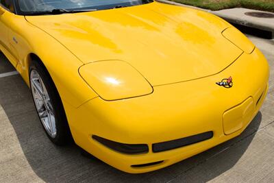 2002 Chevrolet Corvette Z06 52K LOW MILES MILLENNIUM YELLOW/BLK CHRM WHLS   - Photo 11 - Stafford, TX 77477