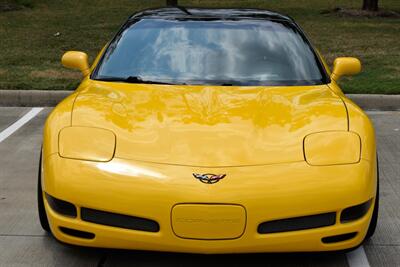 2002 Chevrolet Corvette Z06 52K LOW MILES MILLENNIUM YELLOW/BLK CHRM WHLS   - Photo 2 - Stafford, TX 77477