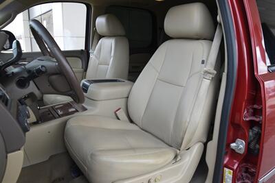 2013 Chevrolet Tahoe LTZ 4X4 TOP LOADED NAV BK/CAM PWR RUN BOARDS NICE   - Photo 32 - Stafford, TX 77477