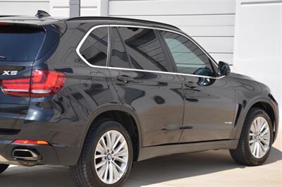 2014 BMW X5 xDrive50i $75K MSRP REAR SHADE PKG LANE ASIST NICE   - Photo 19 - Stafford, TX 77477