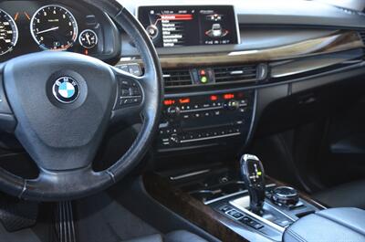 2014 BMW X5 xDrive50i $75K MSRP REAR SHADE PKG LANE ASIST NICE   - Photo 36 - Stafford, TX 77477