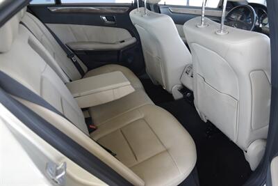 2011 Mercedes-Benz E 350 Luxury NAV BK/CAM 74K LOW MILES FRESH TRADE   - Photo 36 - Stafford, TX 77477