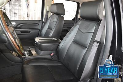 2014 Cadillac Escalade Platinum   - Photo 32 - Stafford, TX 77477