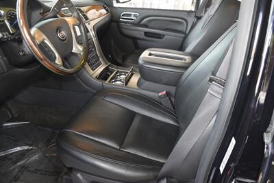 2014 Cadillac Escalade Platinum   - Photo 30 - Stafford, TX 77477