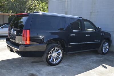 2014 Cadillac Escalade Platinum   - Photo 14 - Stafford, TX 77477
