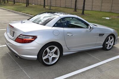 2014 Mercedes-Benz SLK 350 CONVERTIBLE PANO ROOF RED/BLK INT NICE   - Photo 15 - Stafford, TX 77477