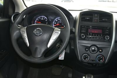 2015 Nissan Versa 1.6 S 70K LOW MILES AUTOMATIC NEW TRADE IN CLEAN   - Photo 24 - Stafford, TX 77477