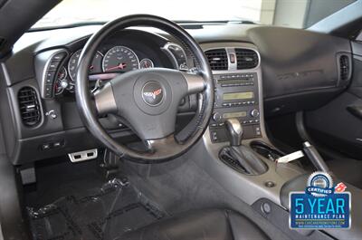 2006 Chevrolet Corvette CONVERTIBLE AUTOMATIC HUD HTD STS CHROME WHLS NICE   - Photo 28 - Stafford, TX 77477