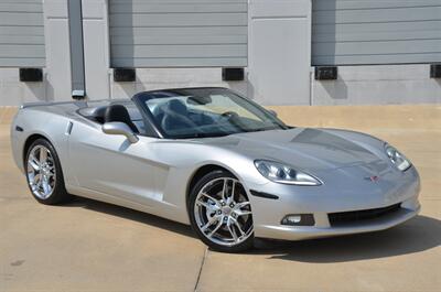 2006 Chevrolet Corvette CONVERTIBLE AUTOMATIC HUD HTD STS CHROME WHLS NICE   - Photo 2 - Stafford, TX 77477