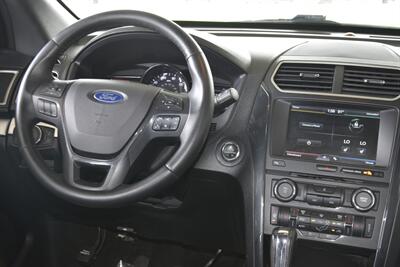 2016 Ford Explorer XLT AWD LTHR HTD SEATS HWY MILES FRESH TRADE   - Photo 22 - Stafford, TX 77477