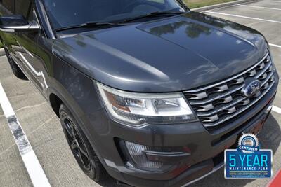 2016 Ford Explorer XLT AWD LTHR HTD SEATS HWY MILES FRESH TRADE   - Photo 10 - Stafford, TX 77477