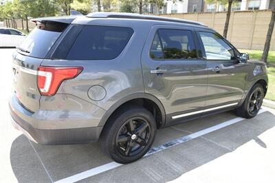 2016 Ford Explorer XLT AWD LTHR HTD SEATS HWY MILES FRESH TRADE   - Photo 13 - Stafford, TX 77477