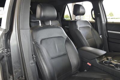 2016 Ford Explorer XLT AWD LTHR HTD SEATS HWY MILES FRESH TRADE   - Photo 31 - Stafford, TX 77477