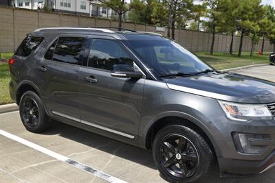 2016 Ford Explorer XLT AWD LTHR HTD SEATS HWY MILES FRESH TRADE   - Photo 6 - Stafford, TX 77477