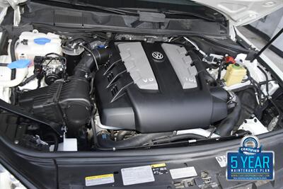 2014 Volkswagen Touareg TDI R-Line TOP LOADED SAME OPTIONS AS AUDI Q7 TDI   - Photo 42 - Stafford, TX 77477