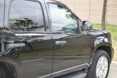 2014 Chevrolet Tahoe Special Service 4X4 CHROME WHLS NEW TIRES CLEAN   - Photo 18 - Stafford, TX 77477